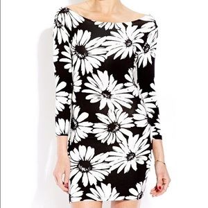 Forever 21 Black & White Daisy Print Dress